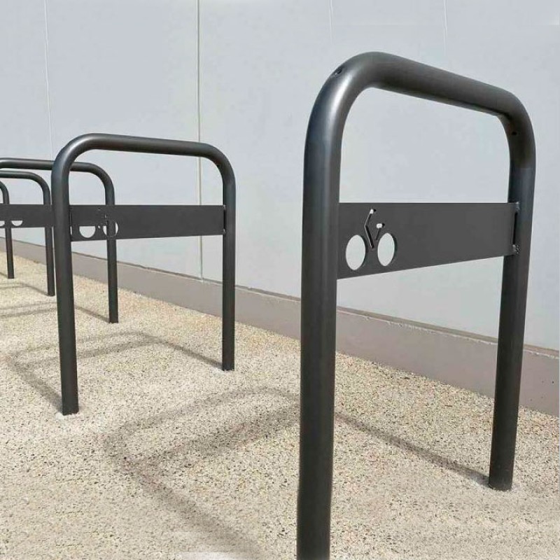 Arc per bicicletes simple amb senyalètica